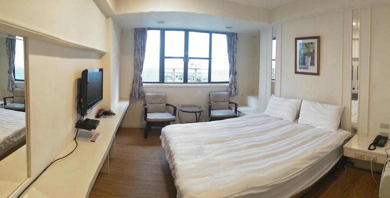Maria Hotel Zhongzheng  Exterior photo